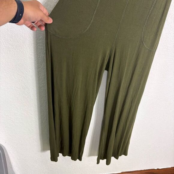 Imbodhi Women's Green Ribbed Halter Wide Leg Jumpsuit Size Large - Picture 4 of 11